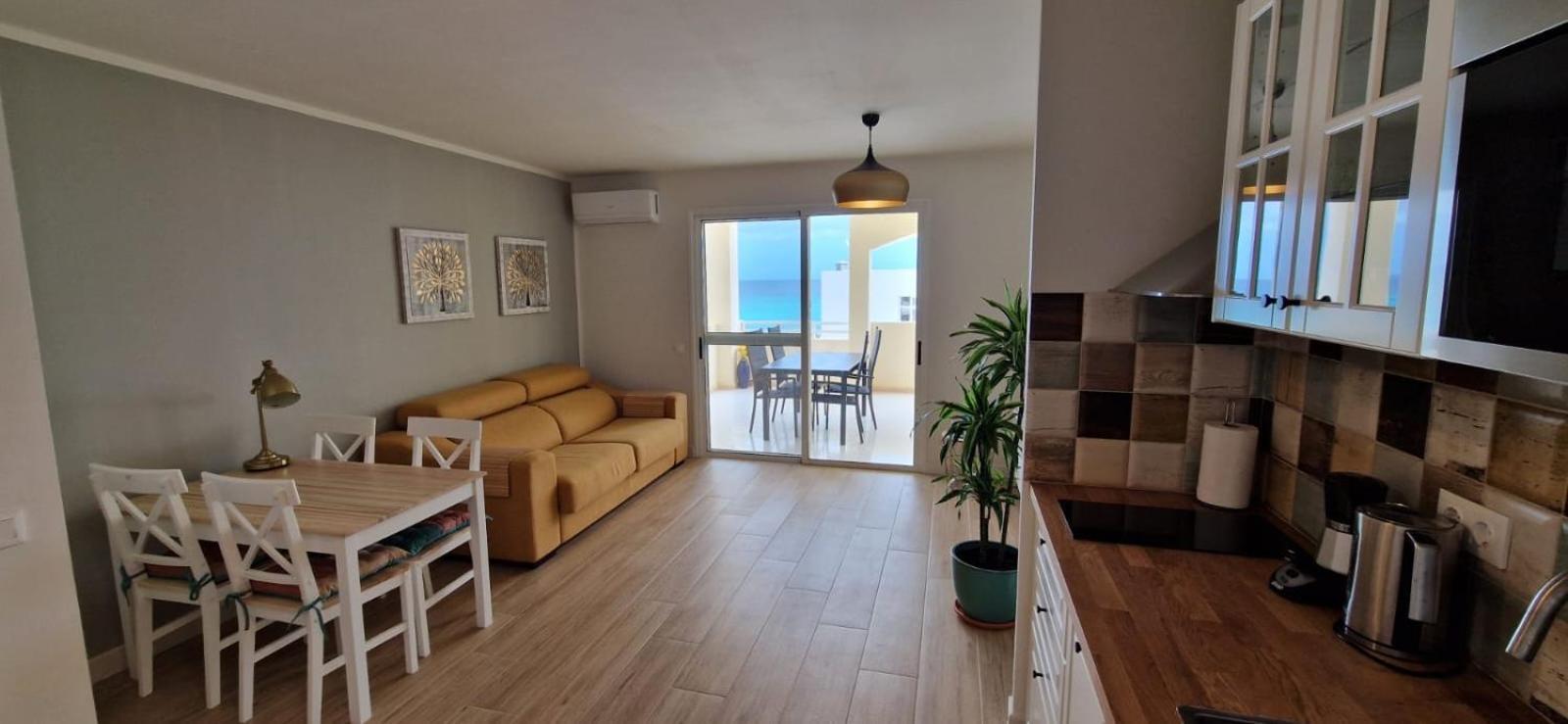 קוסטה קלמה Blue Lagoon Apartment מראה חיצוני תמונה
